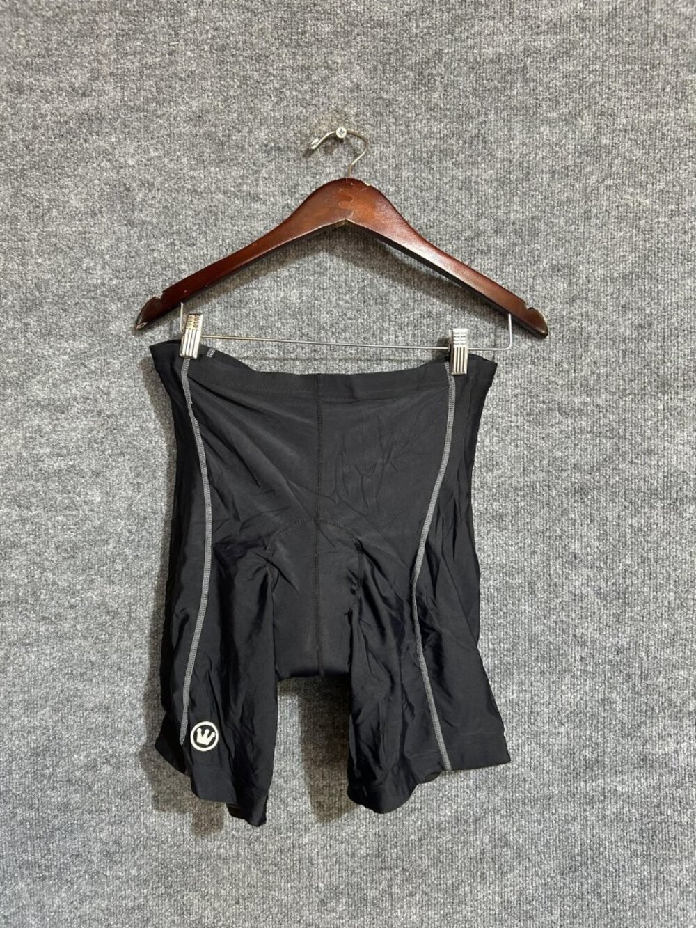 Canari Cycling Shorts Mens Large Black Padded Chamois 9 Inseam Bike Stretch